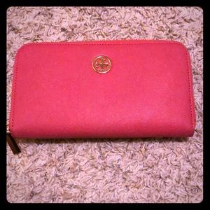 Tory Burch Wallet Pink /Gold